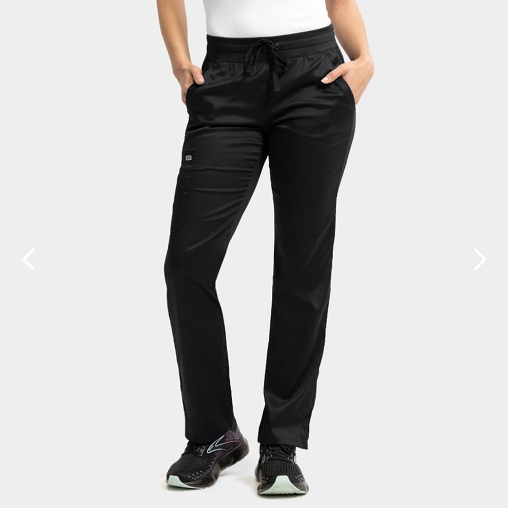 🔥NWOT Edge by IRG – Women’s Yoga Waist Scrub Pant!